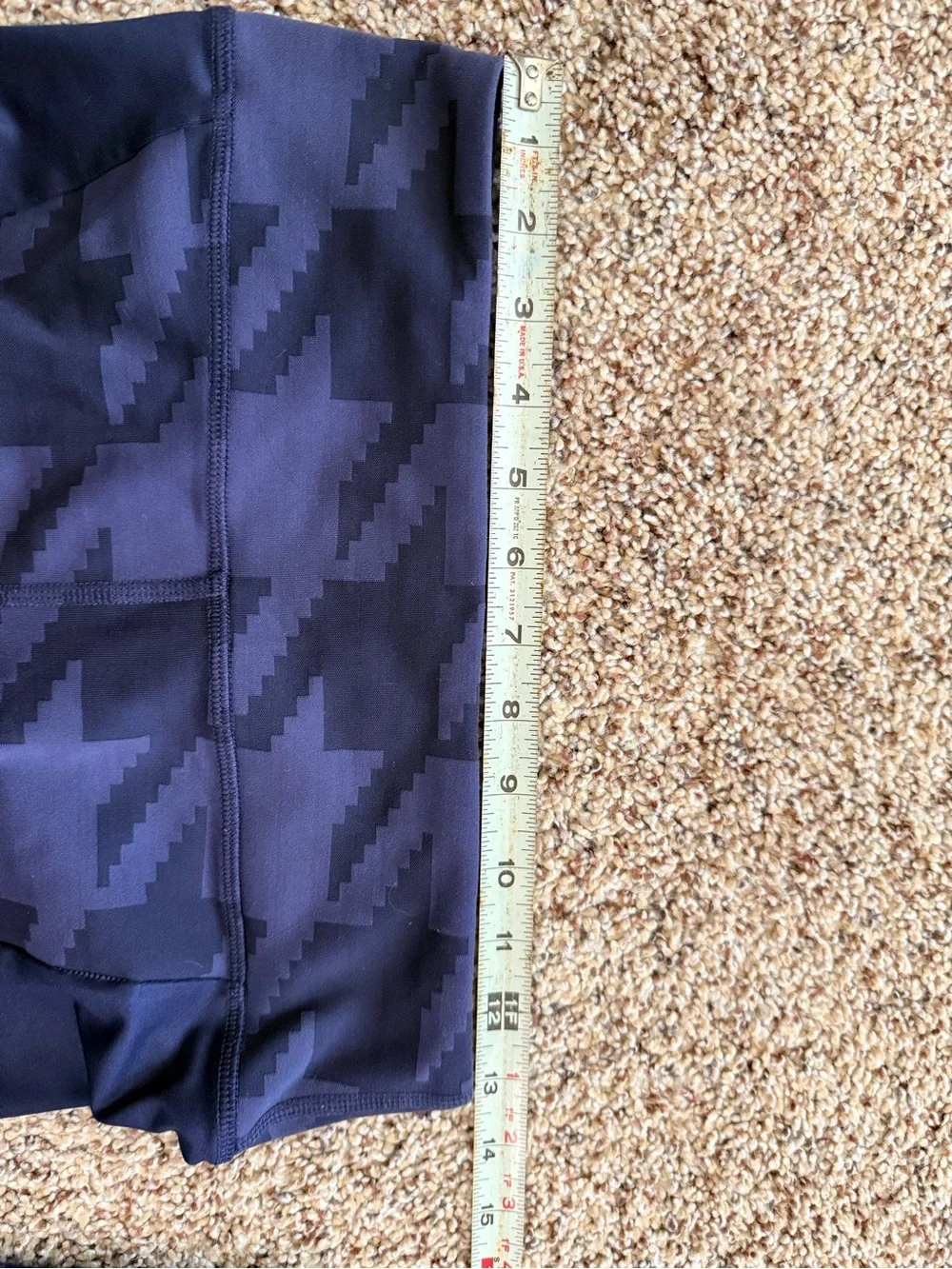 ALO Yoga Leggings Navy Blue Geometric Patterned Size M